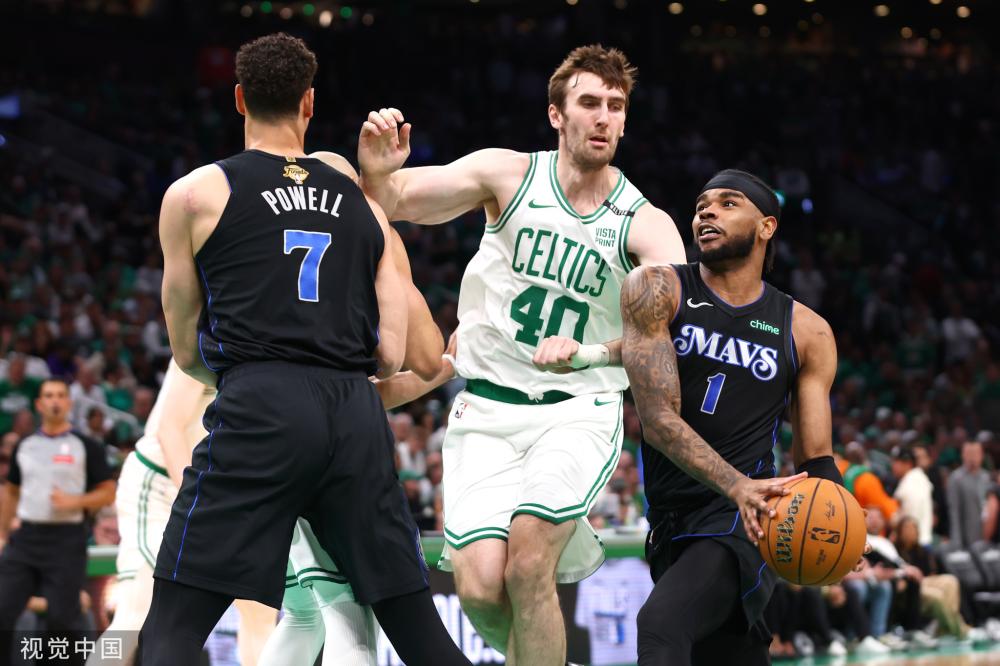 赛场上的情 赛场上的情